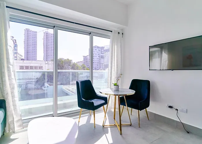 Central Suites Tower
